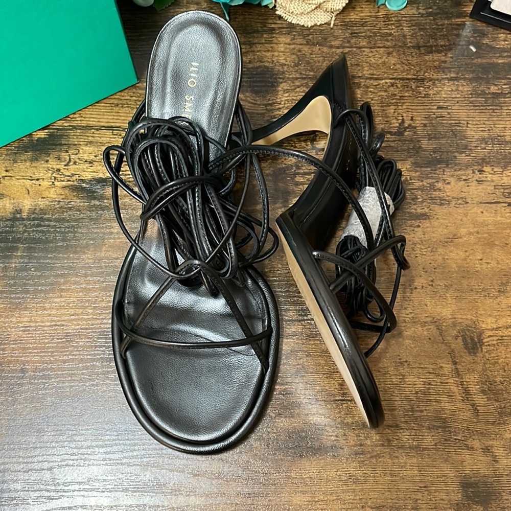 Ilio Smeraldo Womens Black Strappy Cushioned Ilenia Round Toe Flare size EU 40